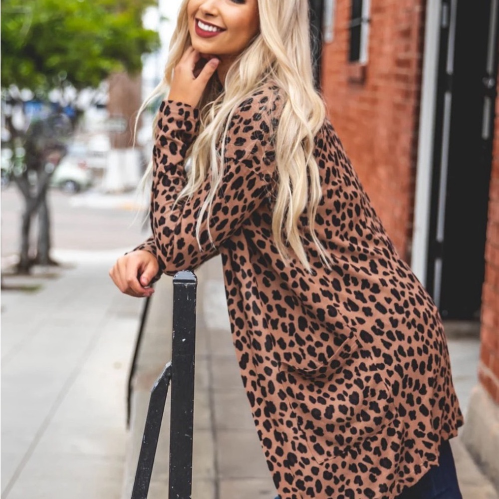 Leopard Print Long Sleeve Top